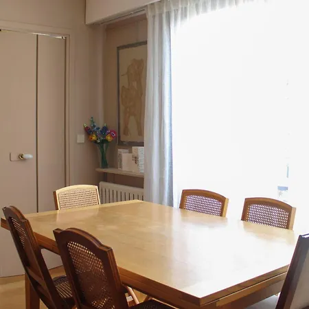 A Large 104 M Family Nest In 15th Appartamento Parigi